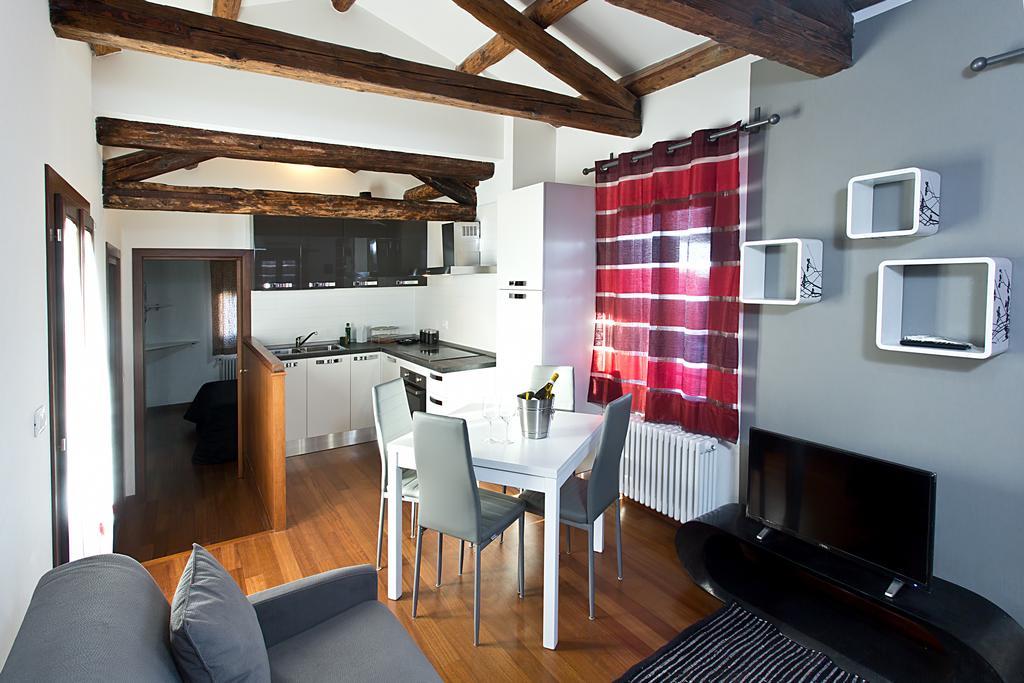 Good Wine Apartments Venedig Rum bild